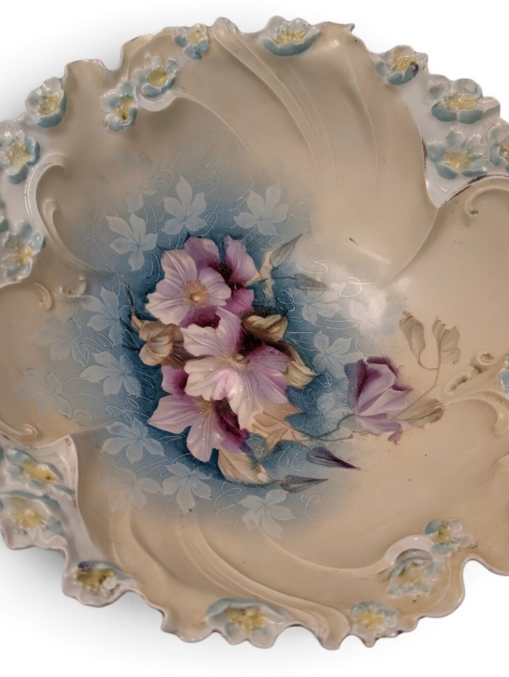 VINTAGE RSPrussia Porcelain Display Bowl 1895-1915 Lily Scallop Edge Cream Blue